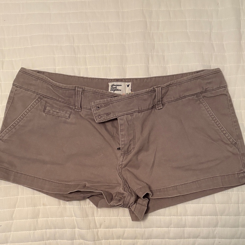 American Eagle Outfitters Tan Women Cargo Shorts